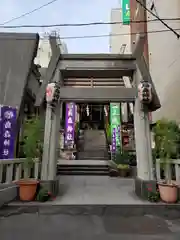 烏森神社の鳥居