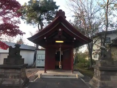 鷹栖神社の狛犬