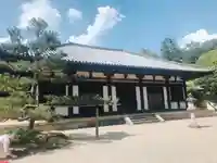 秋篠寺の本殿・本堂