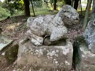 五靈神社の狛犬