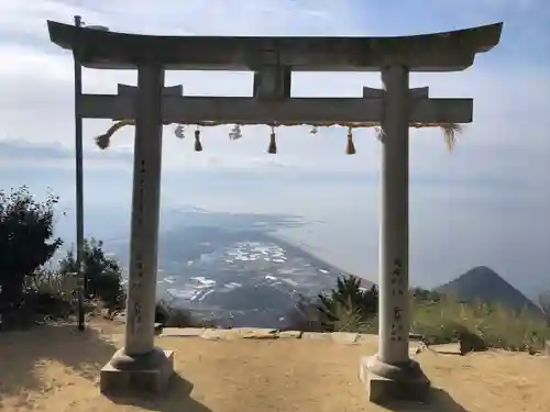 高屋神社の鳥居