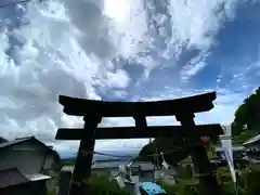 菱野健功神社の鳥居