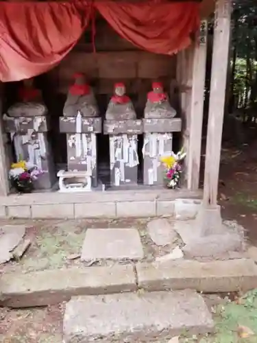 埴生神社の地蔵