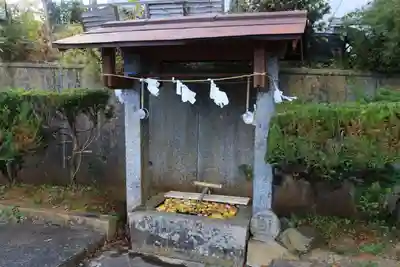 油井神社の手水舎