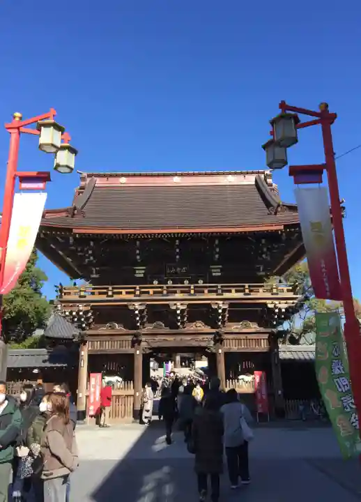 西新井大師総持寺の山門・神門