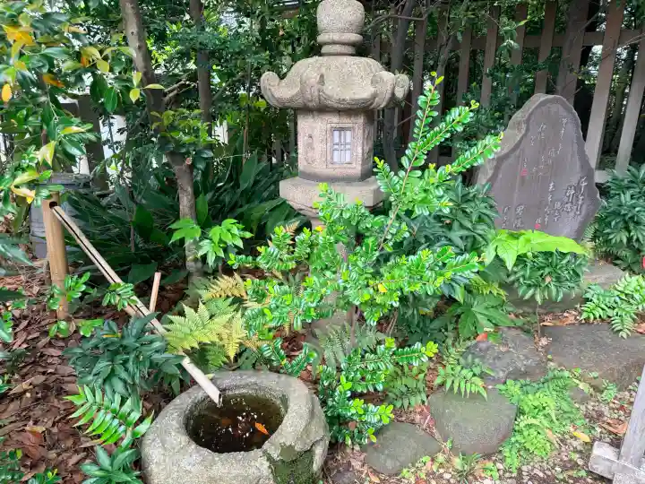 芝大神宮の{uncategorized: "未分類", other: "その他", undefined: "問題あり", building: "その他建物", grave: "お墓", sacred_gate: "鳥居", guardian: "狛犬", statue: "像", buddha: "仏像", history: "歴史", nature: "自然", garden: "庭園", animal: "動物", pagoda: "塔", temizu: "手水舎", mountain_gate: "山門・神門", sanctuary: "本殿・本堂", subordinate: "末社・摂社", art: "芸術", scenery: "景色", jizo: "地蔵", ema: "絵馬", goshuin: "御朱印", omikuji: "おみくじ", items: "授与品その他", amulet: "お守り", goshuincho: "御朱印帳", eats: "食事", festival: "お祭り", votive_dance: "神楽", shichigosan: "七五三参", wedding: "結婚式", experience: "体験その他", initially: "初詣", around: "周辺", anti_infection: "感染症対策"}