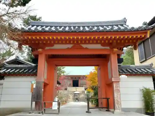 太山寺の山門・神門