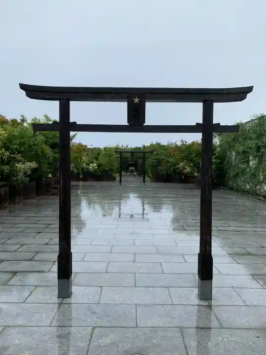 鉄道神社の鳥居