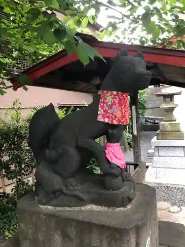 坂稲荷神社の狛犬