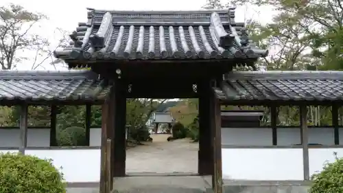 世尊寺の山門・神門