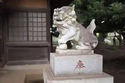 日進神社の狛犬