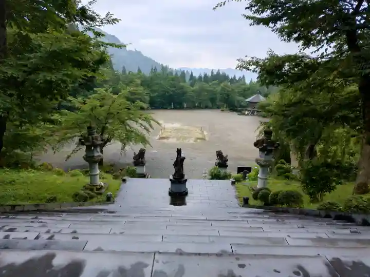 八海山尊神社(新潟県)