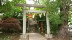 穴八幡宮の鳥居