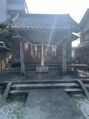 岡野神社の{uncategorized: "未分類", other: "その他", undefined: "問題あり", building: "その他建物", grave: "お墓", sacred_gate: "鳥居", guardian: "狛犬", statue: "像", buddha: "仏像", history: "歴史", nature: "自然", garden: "庭園", animal: "動物", pagoda: "塔", temizu: "手水舎", mountain_gate: "山門・神門", sanctuary: "本殿・本堂", subordinate: "末社・摂社", art: "芸術", scenery: "景色", jizo: "地蔵", ema: "絵馬", goshuin: "御朱印", omikuji: "おみくじ", items: "授与品その他", amulet: "お守り", goshuincho: "御朱印帳", eats: "食事", festival: "お祭り", votive_dance: "神楽", shichigosan: "七五三参", wedding: "結婚式", experience: "体験その他", initially: "初詣", around: "周辺", anti_infection: "感染症対策"}
