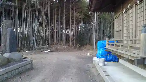 素鵞神社の建物その他