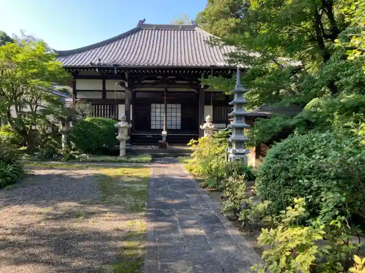 法華寺の本殿・本堂