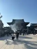 川崎大師(平間寺)の{uncategorized: "未分類", other: "その他", undefined: "問題あり", building: "その他建物", grave: "お墓", sacred_gate: "鳥居", guardian: "狛犬", statue: "像", buddha: "仏像", history: "歴史", nature: "自然", garden: "庭園", animal: "動物", pagoda: "塔", temizu: "手水舎", mountain_gate: "山門・神門", sanctuary: "本殿・本堂", subordinate: "末社・摂社", art: "芸術", scenery: "景色", jizo: "地蔵", ema: "絵馬", goshuin: "御朱印", omikuji: "おみくじ", items: "授与品その他", amulet: "お守り", goshuincho: "御朱印帳", eats: "食事", festival: "お祭り", votive_dance: "神楽", shichigosan: "七五三参", wedding: "結婚式", experience: "体験その他", initially: "初詣", around: "周辺", anti_infection: "感染症対策"}