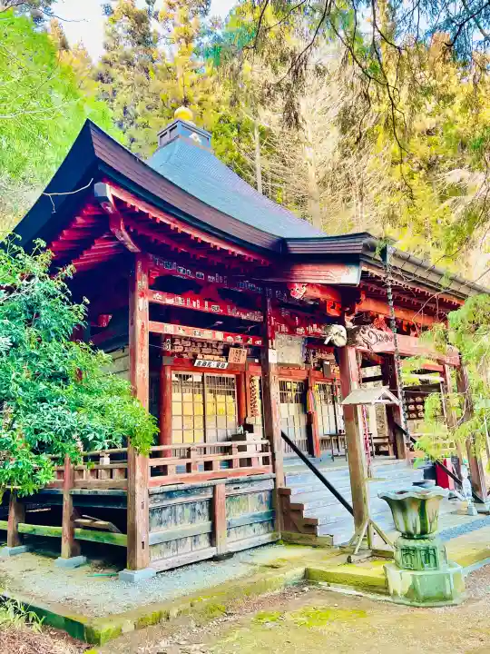 法雲寺の{uncategorized: "未分類", other: "その他", undefined: "問題あり", building: "その他建物", grave: "お墓", sacred_gate: "鳥居", guardian: "狛犬", statue: "像", buddha: "仏像", history: "歴史", nature: "自然", garden: "庭園", animal: "動物", pagoda: "塔", temizu: "手水舎", mountain_gate: "山門・神門", sanctuary: "本殿・本堂", subordinate: "末社・摂社", art: "芸術", scenery: "景色", jizo: "地蔵", ema: "絵馬", goshuin: "御朱印", omikuji: "おみくじ", items: "授与品その他", amulet: "お守り", goshuincho: "御朱印帳", eats: "食事", festival: "お祭り", votive_dance: "神楽", shichigosan: "七五三参", wedding: "結婚式", experience: "体験その他", initially: "初詣", around: "周辺", anti_infection: "感染症対策"}