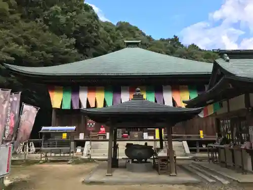 西山興隆寺の本殿