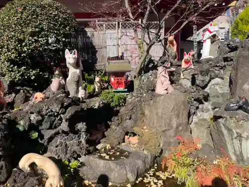 京濱伏見稲荷神社の狛犬