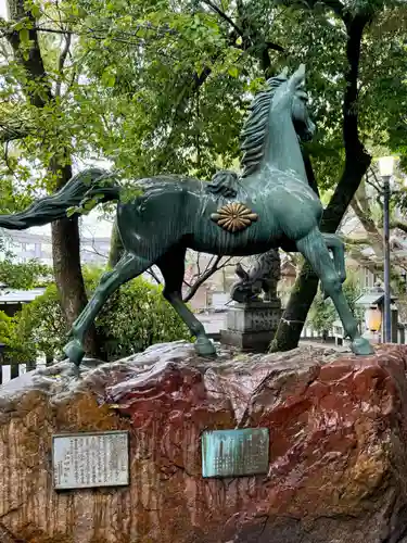 堤治神社の狛犬