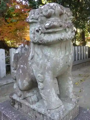 角宮神社の狛犬