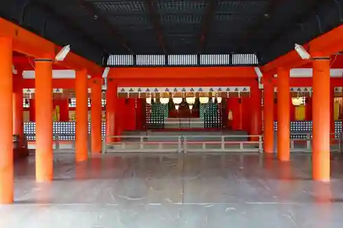 厳島神社の本殿