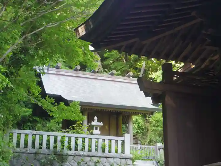 甘縄神明神社(甘縄神明宮)の末社・摂社