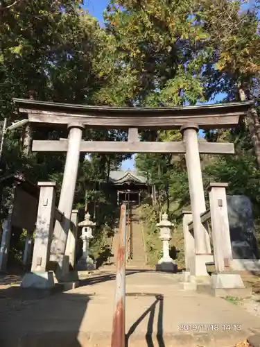 西八朔杉山神社の鳥居