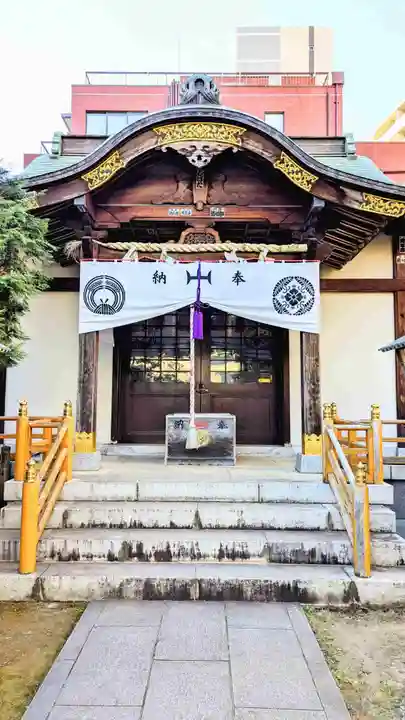 湯島御霊社の本殿・本堂