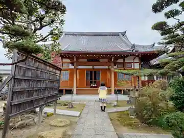 徳岩寺の本殿・本堂