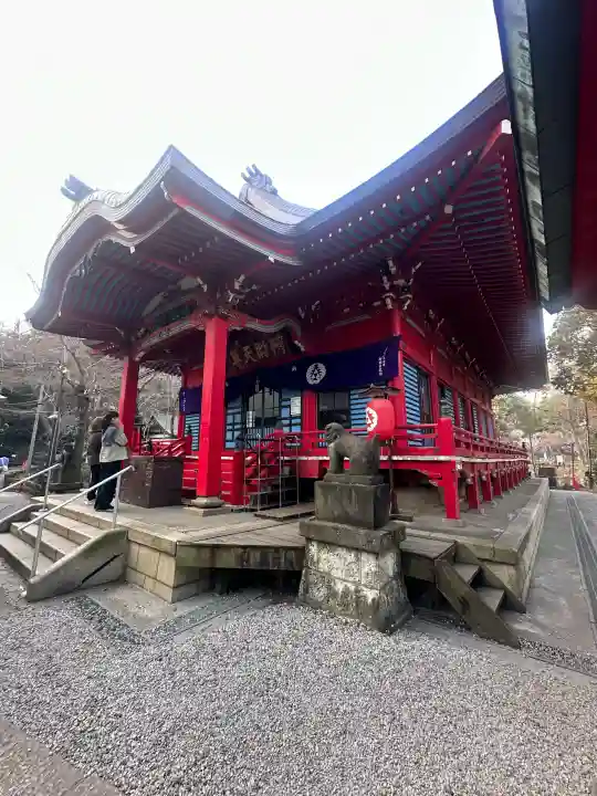 井の頭弁財天(大盛寺)の{uncategorized: "未分類", other: "その他", undefined: "問題あり", building: "その他建物", grave: "お墓", sacred_gate: "鳥居", guardian: "狛犬", statue: "像", buddha: "仏像", history: "歴史", nature: "自然", garden: "庭園", animal: "動物", pagoda: "塔", temizu: "手水舎", mountain_gate: "山門・神門", sanctuary: "本殿・本堂", subordinate: "末社・摂社", art: "芸術", scenery: "景色", jizo: "地蔵", ema: "絵馬", goshuin: "御朱印", omikuji: "おみくじ", items: "授与品その他", amulet: "お守り", goshuincho: "御朱印帳", eats: "食事", festival: "お祭り", votive_dance: "神楽", shichigosan: "七五三参", wedding: "結婚式", experience: "体験その他", initially: "初詣", around: "周辺", anti_infection: "感染症対策"}