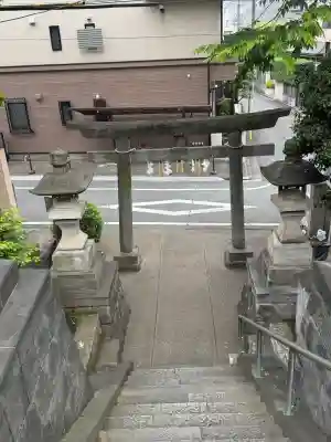 代田八幡神社の{uncategorized: "未分類", other: "その他", undefined: "問題あり", building: "その他建物", grave: "お墓", sacred_gate: "鳥居", guardian: "狛犬", statue: "像", buddha: "仏像", history: "歴史", nature: "自然", garden: "庭園", animal: "動物", pagoda: "塔", temizu: "手水舎", mountain_gate: "山門・神門", sanctuary: "本殿・本堂", subordinate: "末社・摂社", art: "芸術", scenery: "景色", jizo: "地蔵", ema: "絵馬", goshuin: "御朱印", omikuji: "おみくじ", items: "授与品その他", amulet: "お守り", goshuincho: "御朱印帳", eats: "食事", festival: "お祭り", votive_dance: "神楽", shichigosan: "七五三参", wedding: "結婚式", experience: "体験その他", initially: "初詣", around: "周辺", anti_infection: "感染症対策"}