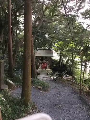 泉神社の末社