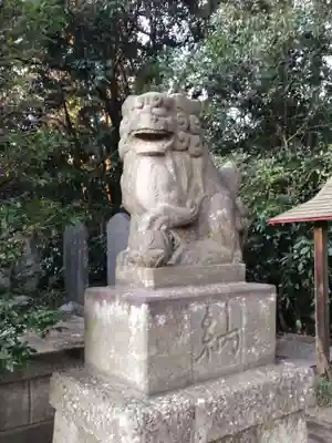 谷吉神社の狛犬