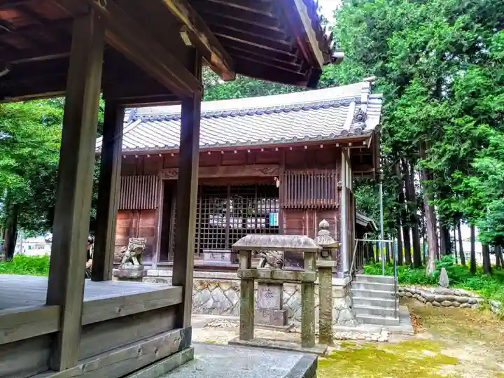 神明社(楽田青塚)の本殿・本堂