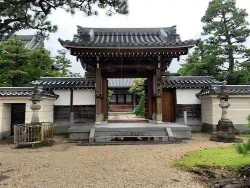 東勝寺の山門・神門