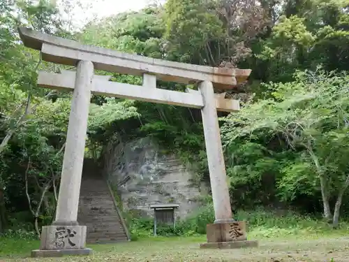 下立松原神社の鳥居