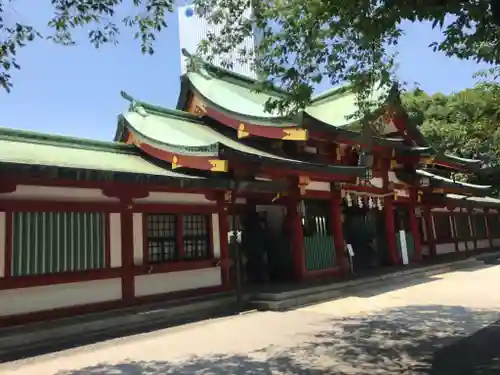 日枝神社の山門