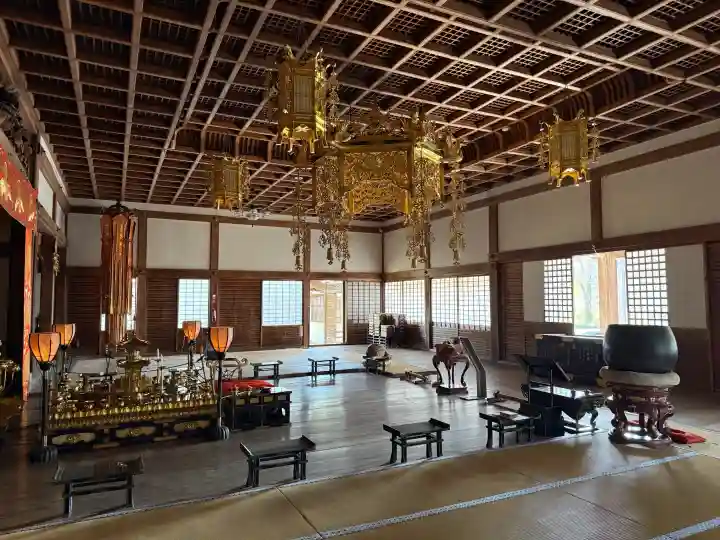 根来寺の{uncategorized: "未分類", other: "その他", undefined: "問題あり", building: "その他建物", grave: "お墓", sacred_gate: "鳥居", guardian: "狛犬", statue: "像", buddha: "仏像", history: "歴史", nature: "自然", garden: "庭園", animal: "動物", pagoda: "塔", temizu: "手水舎", mountain_gate: "山門・神門", sanctuary: "本殿・本堂", subordinate: "末社・摂社", art: "芸術", scenery: "景色", jizo: "地蔵", ema: "絵馬", goshuin: "御朱印", omikuji: "おみくじ", items: "授与品その他", amulet: "お守り", goshuincho: "御朱印帳", eats: "食事", festival: "お祭り", votive_dance: "神楽", shichigosan: "七五三参", wedding: "結婚式", experience: "体験その他", initially: "初詣", around: "周辺", anti_infection: "感染症対策"}