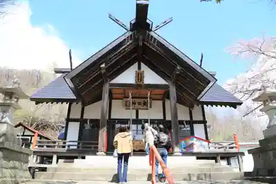 虻田神社の本殿・本堂