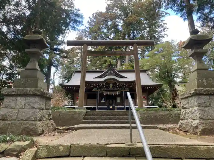 大井神社の{uncategorized: "未分類", other: "その他", undefined: "問題あり", building: "その他建物", grave: "お墓", sacred_gate: "鳥居", guardian: "狛犬", statue: "像", buddha: "仏像", history: "歴史", nature: "自然", garden: "庭園", animal: "動物", pagoda: "塔", temizu: "手水舎", mountain_gate: "山門・神門", sanctuary: "本殿・本堂", subordinate: "末社・摂社", art: "芸術", scenery: "景色", jizo: "地蔵", ema: "絵馬", goshuin: "御朱印", omikuji: "おみくじ", items: "授与品その他", amulet: "お守り", goshuincho: "御朱印帳", eats: "食事", festival: "お祭り", votive_dance: "神楽", shichigosan: "七五三参", wedding: "結婚式", experience: "体験その他", initially: "初詣", around: "周辺", anti_infection: "感染症対策"}