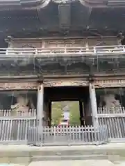 稱名寺の山門