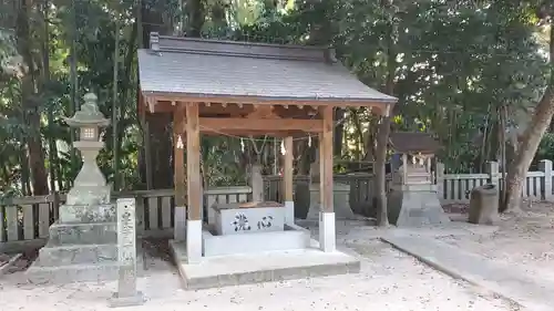 久保神社の手水