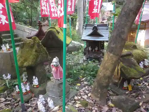 佐助稲荷神社の末社・摂社