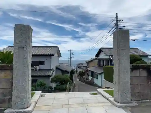 多聞寺の山門・神門