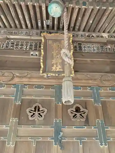 諏訪神社の本殿・本堂