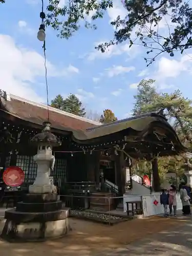 武田神社の本殿・本堂