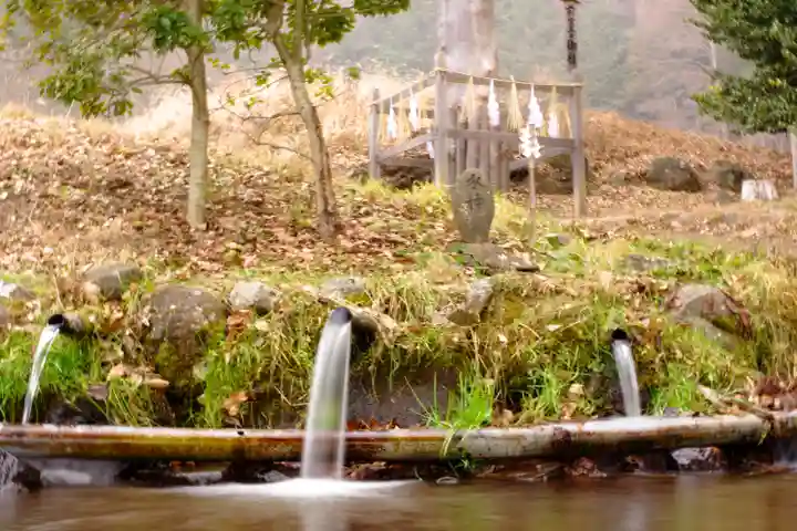 諏訪大社上社前宮(長野県)