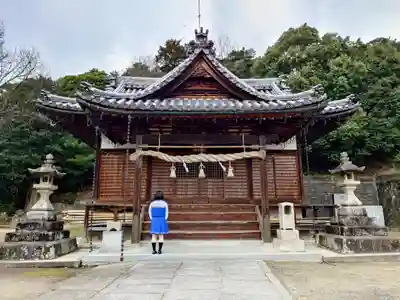 雨之宮神社の本殿・本堂